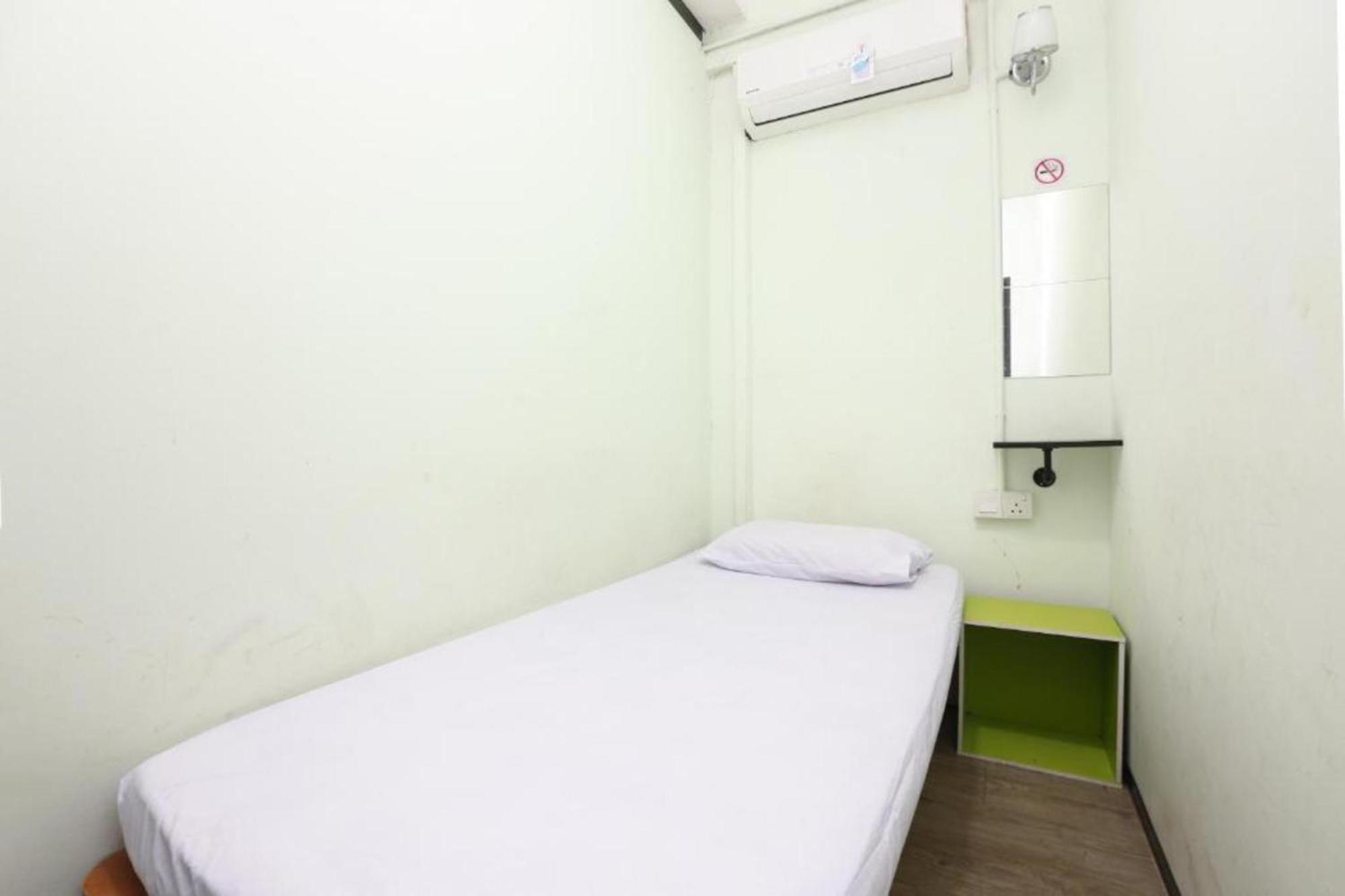Spot On 90587 The Space Inn Kuala Terengganu Buitenkant foto