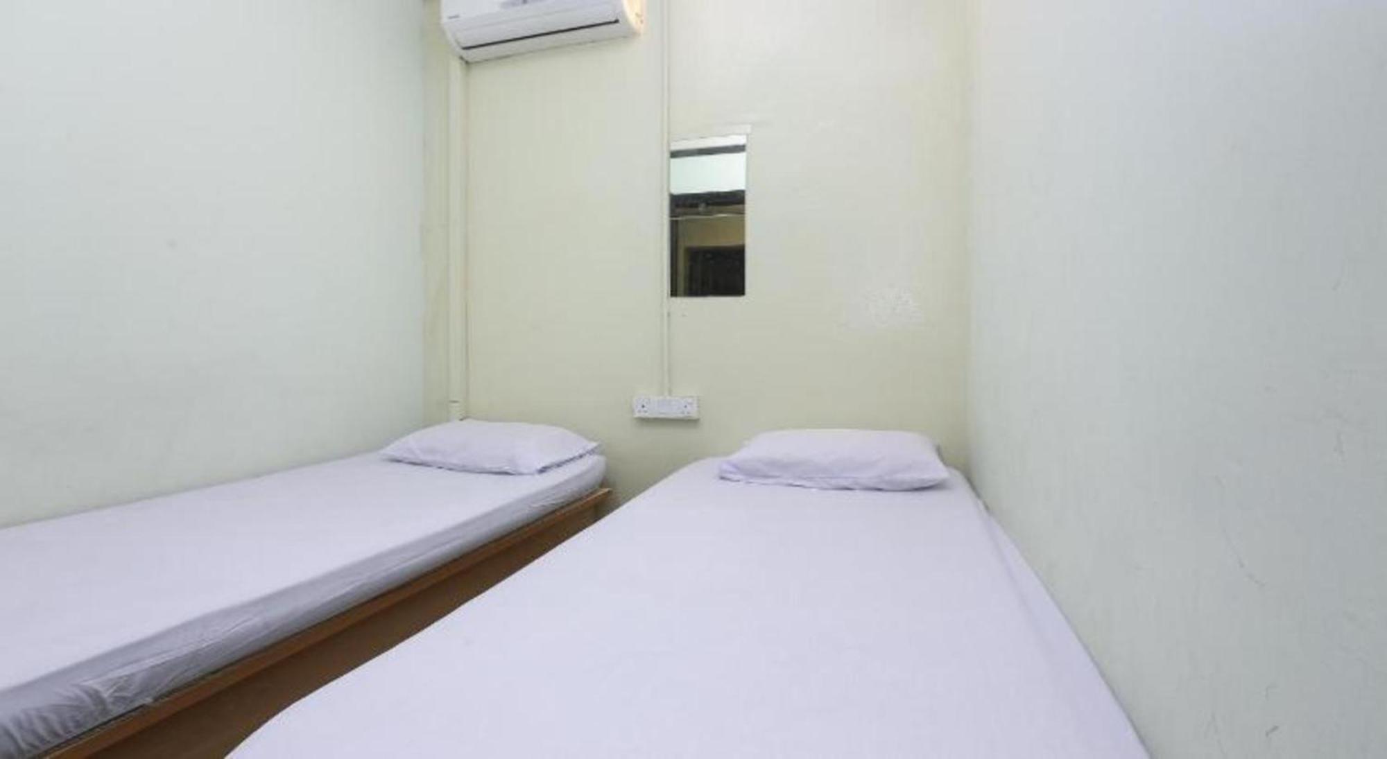 Spot On 90587 The Space Inn Kuala Terengganu Buitenkant foto