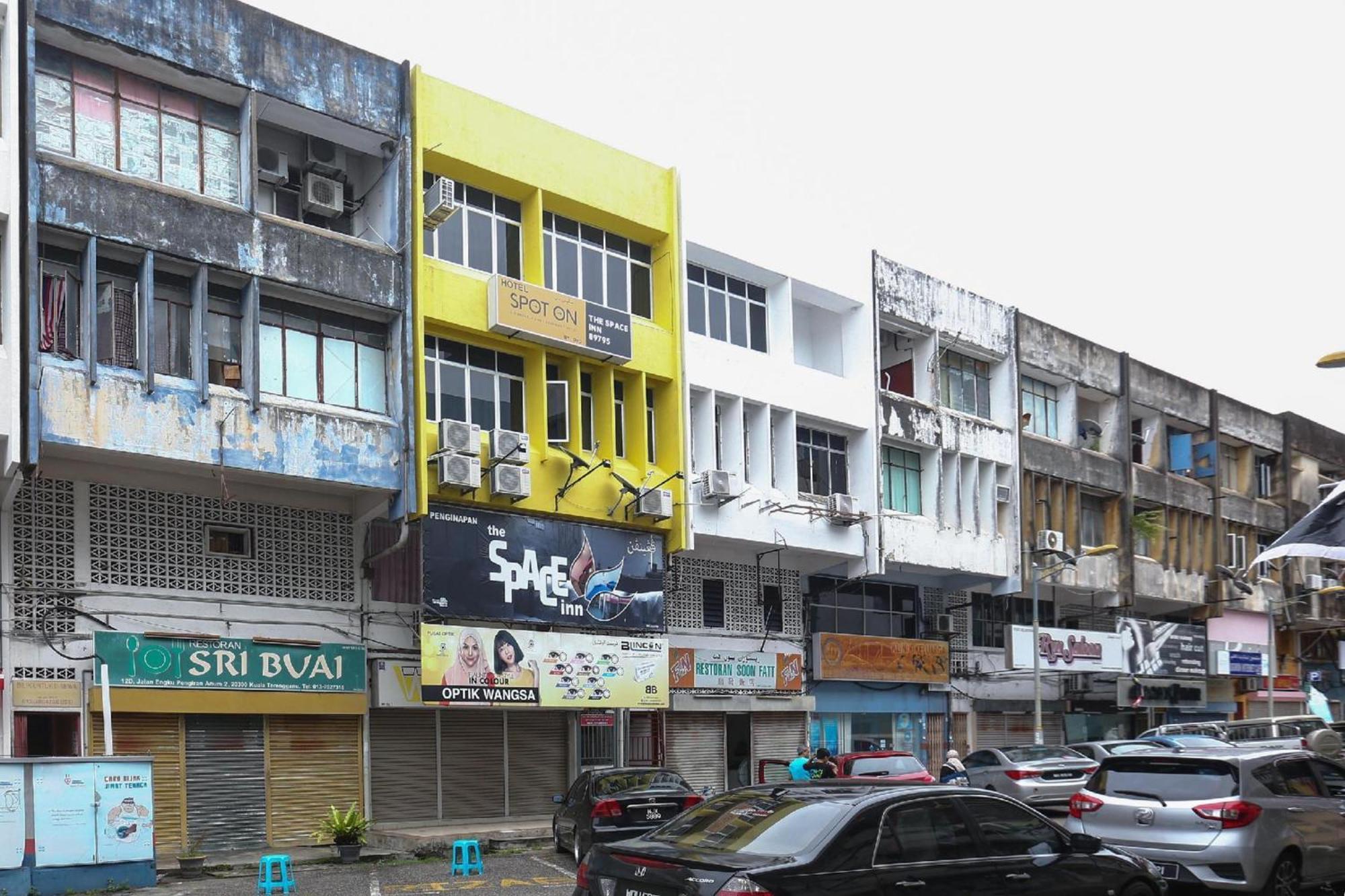 Spot On 90587 The Space Inn Kuala Terengganu Buitenkant foto